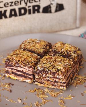 KADAYIFLI HÜNKAR LOKUM 1 KG 